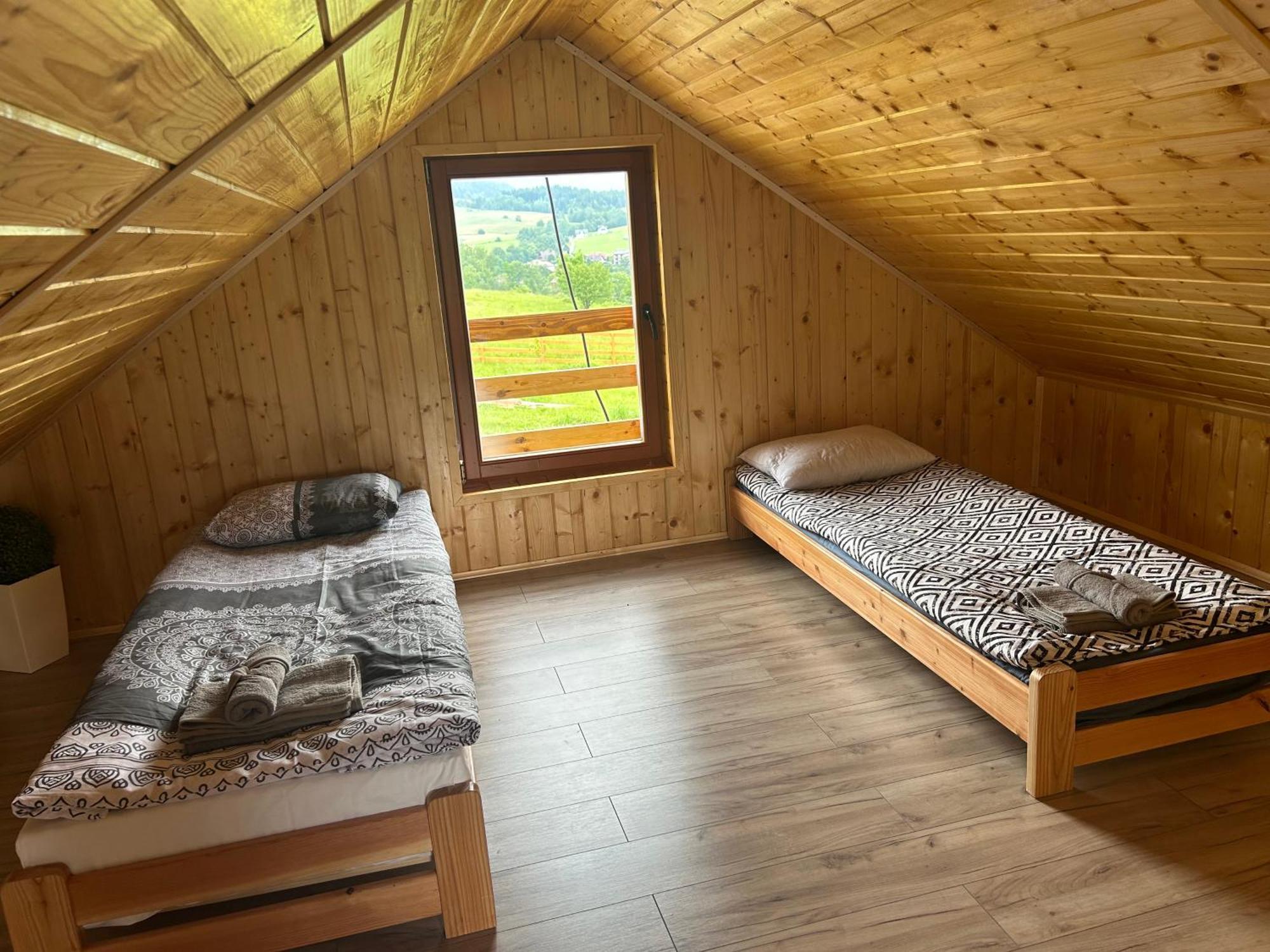 Domek Caloroczny Poreba Wielka  Bagian luar foto